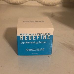 Rodan & Fields Redefine Lip Renewing Serum